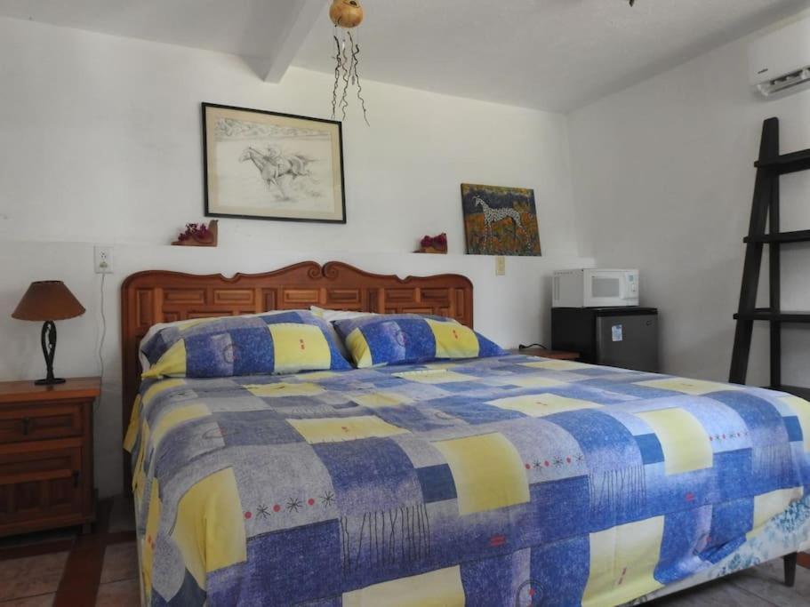 Habitacion Independiente A Pie Del Lago Con Ac Tequesquitengo Ngoại thất bức ảnh